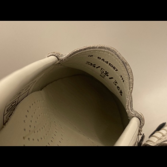 Weejuns Size 5 1/2 Women’s New Without Tag White Penny Flora Loafer - Picture 6 of 8